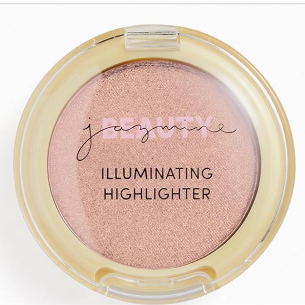 JAZMINE BEAUTY
Illuminating Highlighter